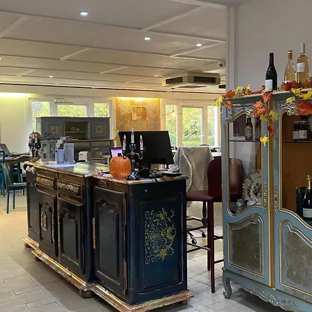 Brit Le Polder 3* גראבלין